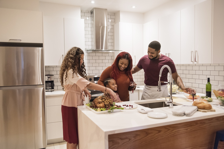 Best Ways To Celebrate Thanksgiving In Your Gainesville Apartment