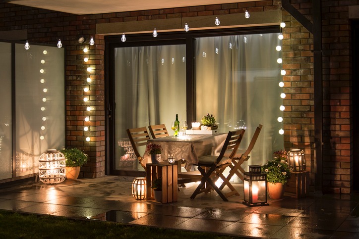 Image of 4 Cozy Balcony Ideas & Décor